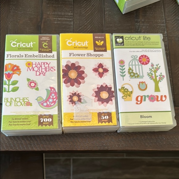 Floral and Garden Design Cartridges - Picture 1 of 8